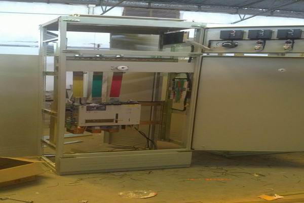 平利控制柜-进口3683讲讲电动闸阀控制柜怎